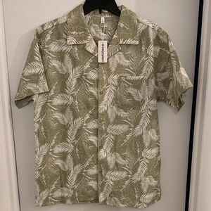 Olive Leaf Print Men's Casual Shirt